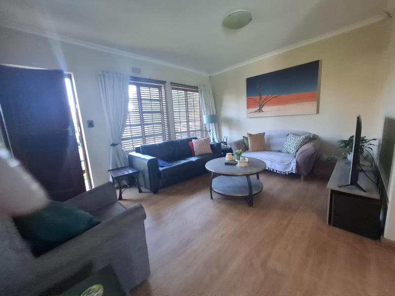 3 Bedroom Property for Sale in Vredekloof East Western Cape